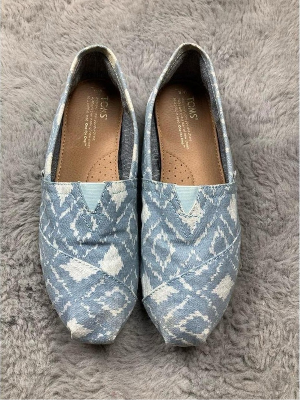 Toms classic Geo print slip on shoes